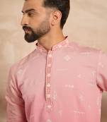 Men pink silk blend ombre embroidered straight kurta sets