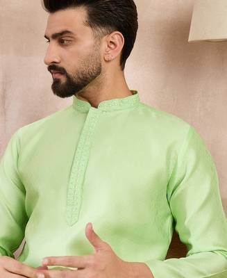 Men green silk blend solid embroidered straight kurta with trouser 1