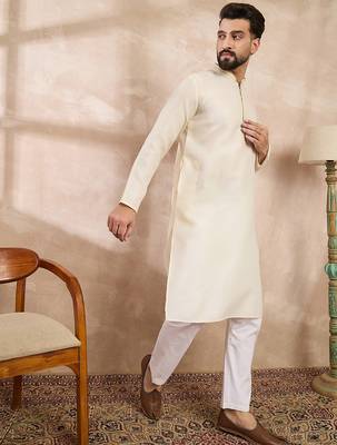 Men off white silk blend solid embroidered straight kurta with trouser 3