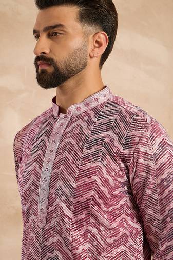 Men maroon silk blend solid embroidered straight kurta sets