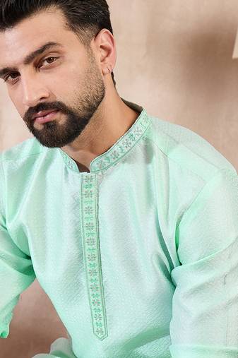 Men blue silk blend solid embroidered straight kurta with trouser
