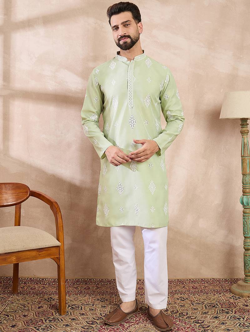 Men green silk blend solid embroidered straight kurta with trouser
