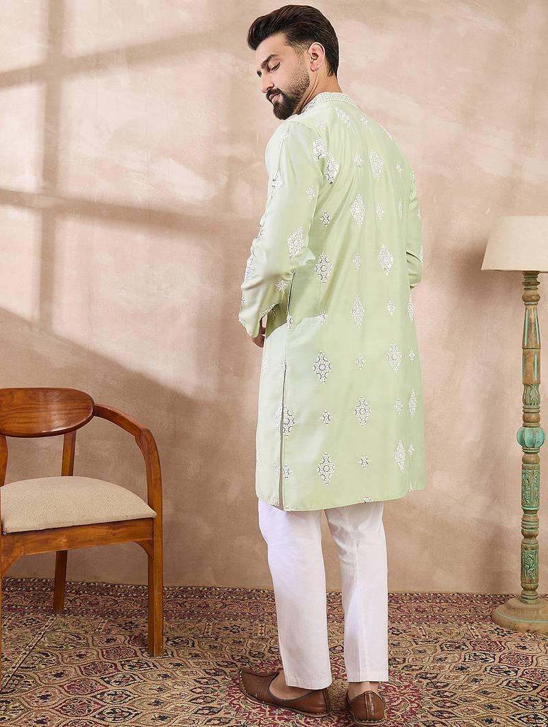 Men green silk blend solid embroidered straight kurta with trouser
