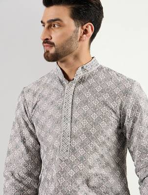 Men grey viscose rayon solid embroidered straight kurta 1