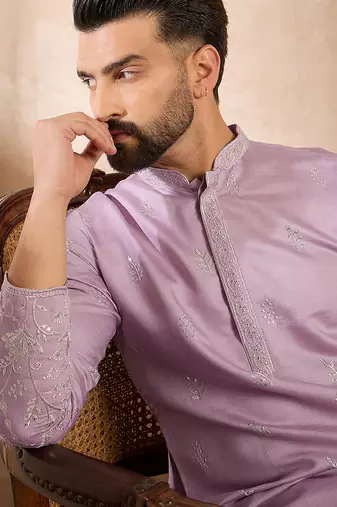 Men lavender silk blend floral embroidered straight kurta sets