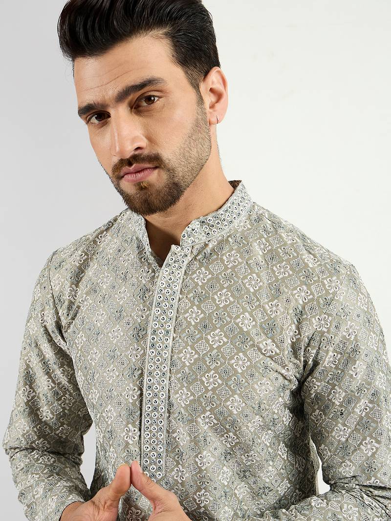 Men green viscose rayon solid embroidered chikankari straight kurta