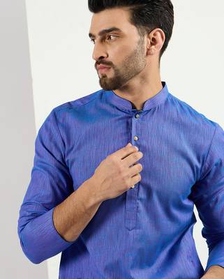 Men blue cotton solid woven design straight kurta 2