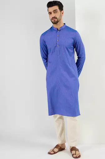 Men blue cotton solid woven design straight kurta