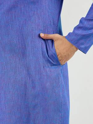 Men blue cotton solid woven design straight kurta 5