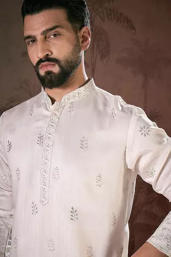 Men white silk blend floral embroidered straight kurta with trouser