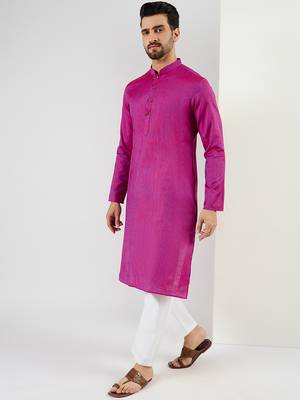 Men pink cotton solid woven design straight kurta 3