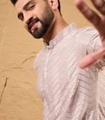 Men lavender viscose rayon chevron embroidered straight kurta