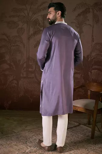 Men lavender silk blend solid embroidered straight kurta with trouser