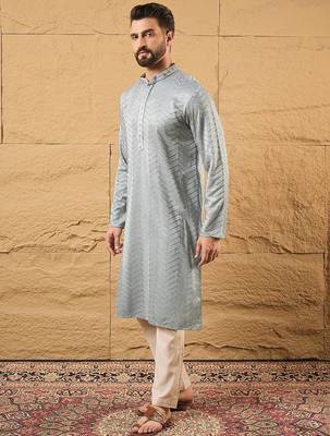 Men grey viscose rayon solid embroidered straight kurta 3