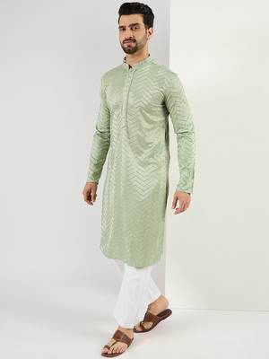 Men green viscose rayon solid embroidered straight kurta 3
