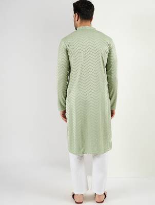Men green viscose rayon solid embroidered straight kurta 4