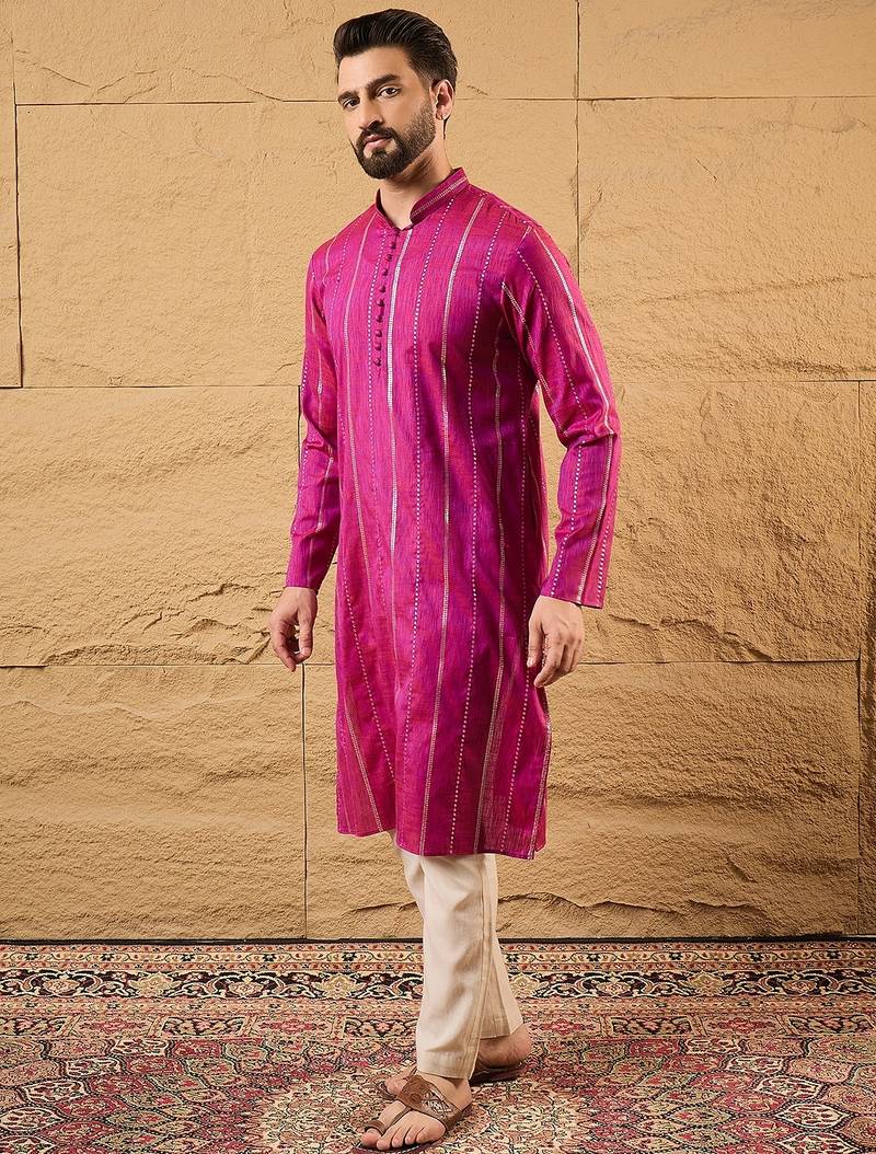 Men pink cotton solid embroidered straight kurta