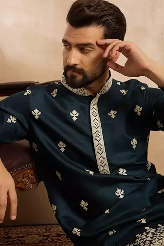 Men navy blue polyester solid embroidered straight kurta sets