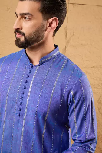 Men blue cotton solid embroidered straight kurta