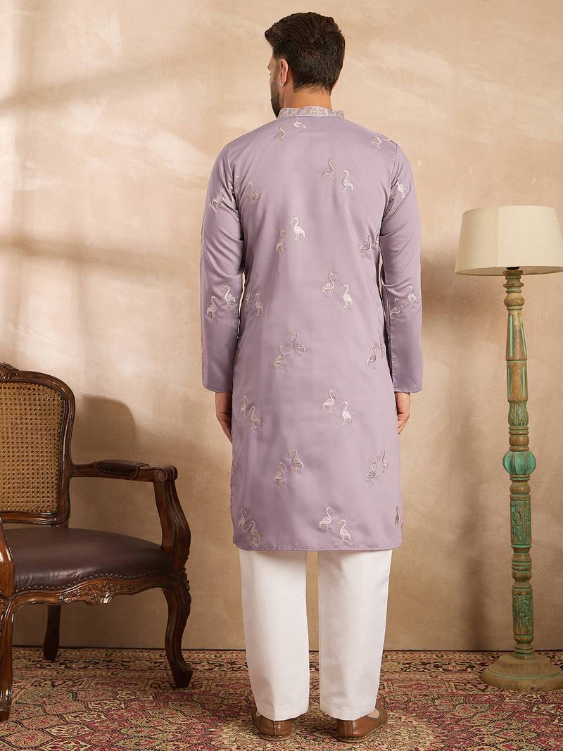 Men lavender silk blend solid embroidered straight kurta sets