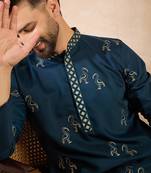 Men navy blue silk blend solid embroidered straight kurta sets