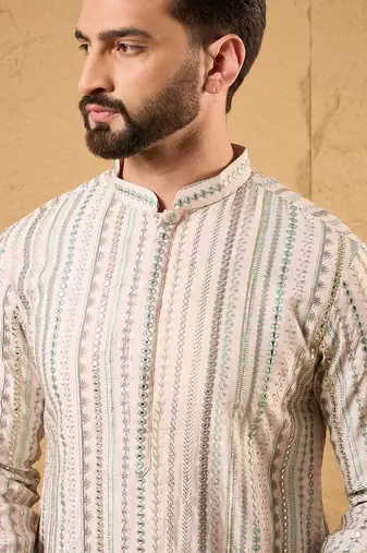 Men pink silk blend solid embroidered straight kurta