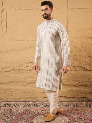 Men pink silk blend solid embroidered straight kurta 3