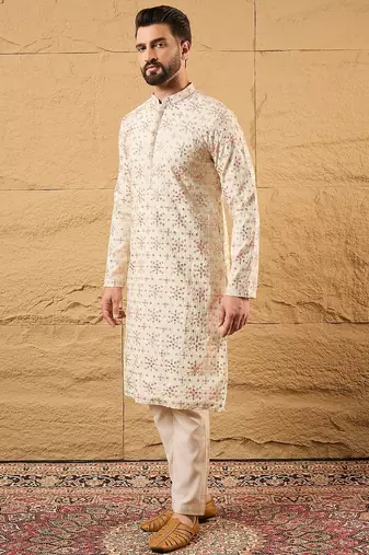 Men off white silk blend solid embroidered straight kurta