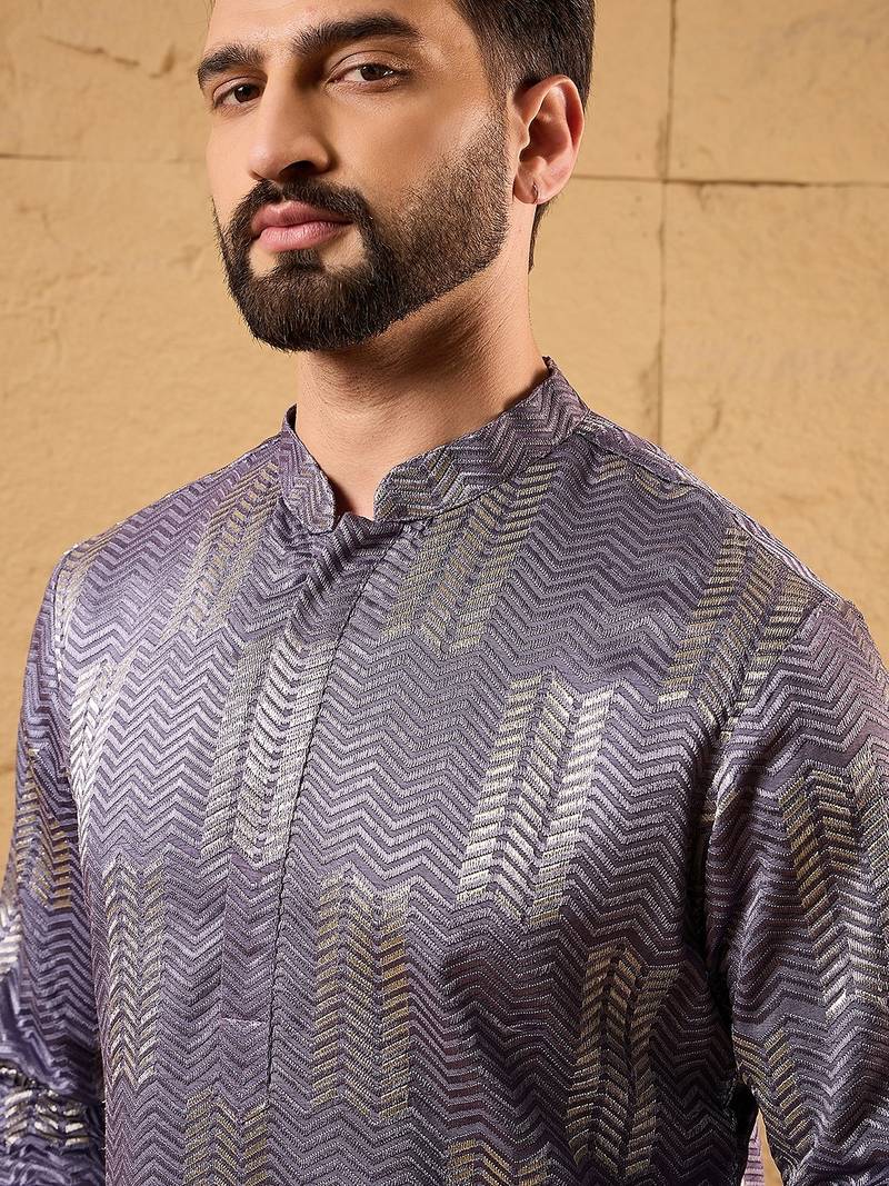 Men purple silk blend solid embroidered straight kurta