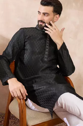 Men black silk blend solid woven design straight kurta with trouser