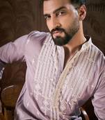 Men lavender silk blend solid embroidered straight kurta with trouser