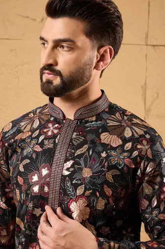 Men black silk blend solid embroidered straight kurta