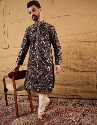 Men black silk blend solid embroidered straight kurta 3