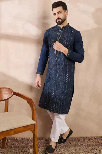 Men blue silk blend geometric embroidered straight kurta with trouser