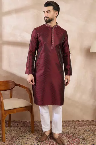 Men maroon silk blend solid woven design straight kurta with trouser