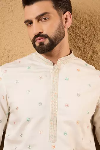 Men off white silk blend solid embroidered straight kurta