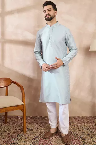 Men blue silk blend solid woven design straight kurta with trouser