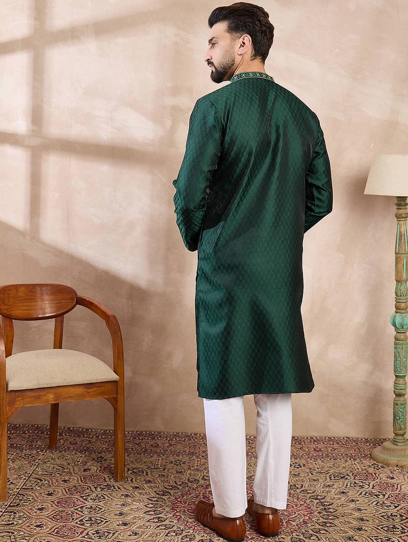 Men green silk blend solid woven design straight kurta with trouser