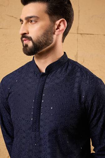 Men blue viscose rayon solid embroidered straight kurta