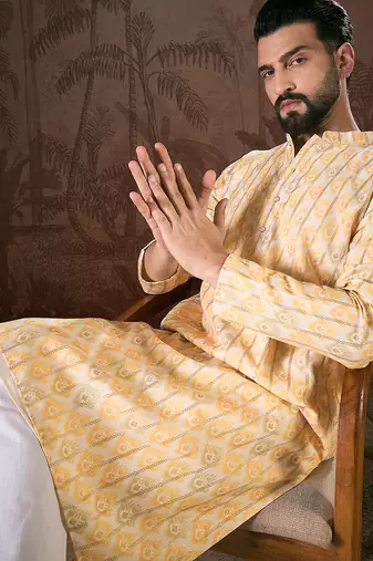 Men white silk blend ethnic motifs printed straight kurta with trouser