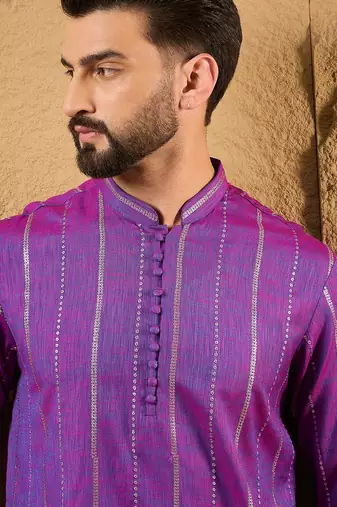 Men purple cotton solid embroidered straight kurta