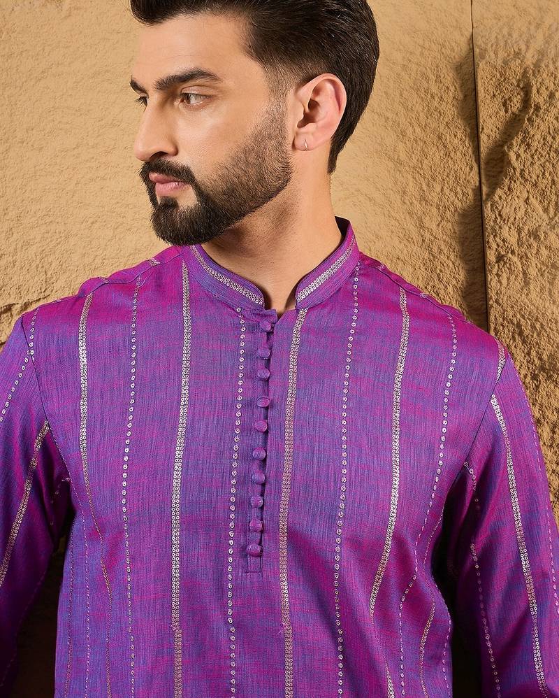 Men purple cotton solid embroidered straight kurta
