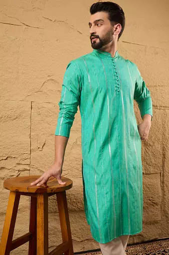 Men turquoise blue cotton solid embroidered straight kurta