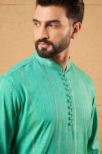 Men turquoise blue cotton solid embroidered straight kurta