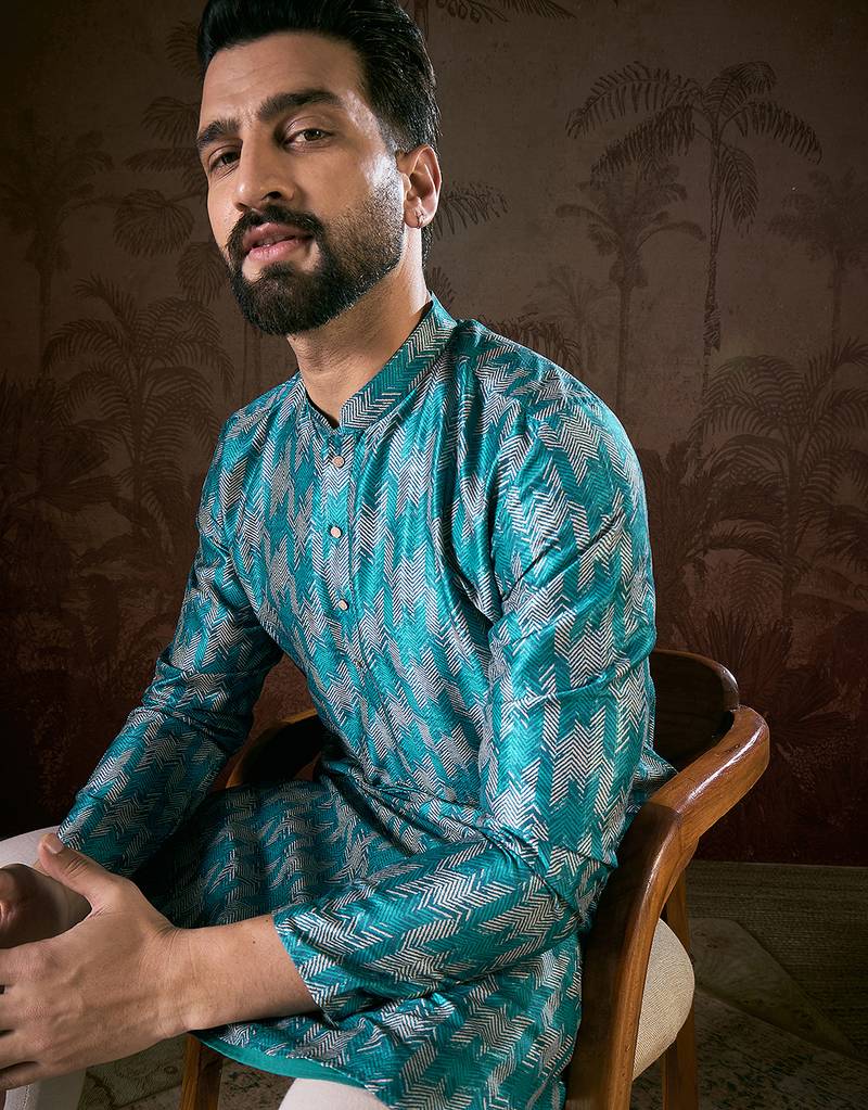 Men turquoise blue silk blend chevron printed straight kurta with trouser