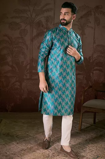 Men turquoise blue silk blend chevron printed straight kurta with trouser