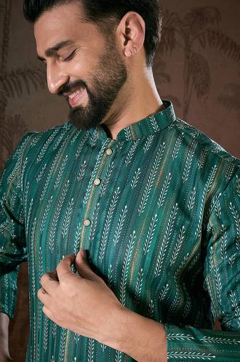 Men turquoise blue silk blend floral printed straight kurta with trouser