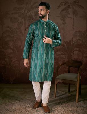 Men turquoise blue silk blend floral printed straight kurta with trouser 2