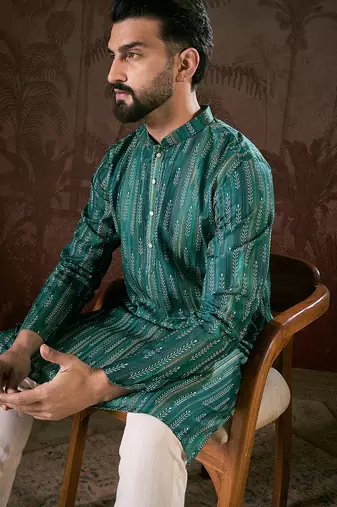 Men turquoise blue silk blend floral printed straight kurta with trouser