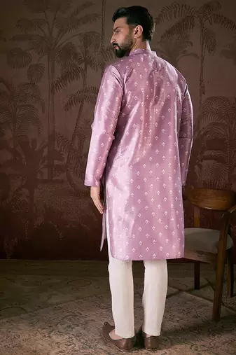 Men lavender silk blend floral printed straight kurta with trouser